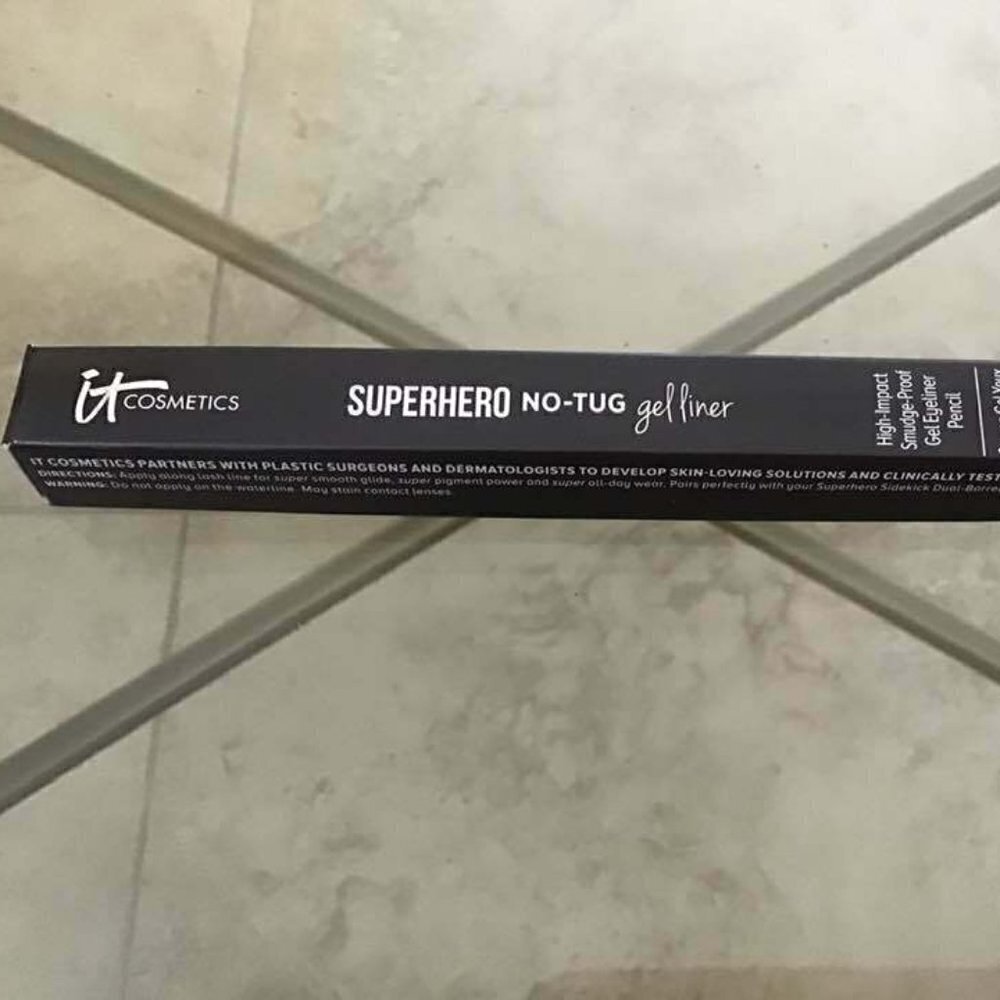It Cosmetics Superhero No Tug Gel Eye Liner in SUPER BLACK - Brand New - Full Sz